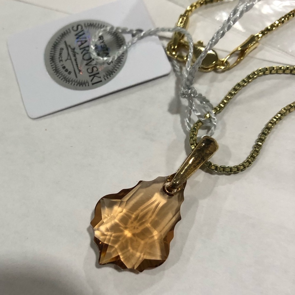 Swarovski Amber/Light Topaz Faceted Teardrop Pendant w. Gold Chain